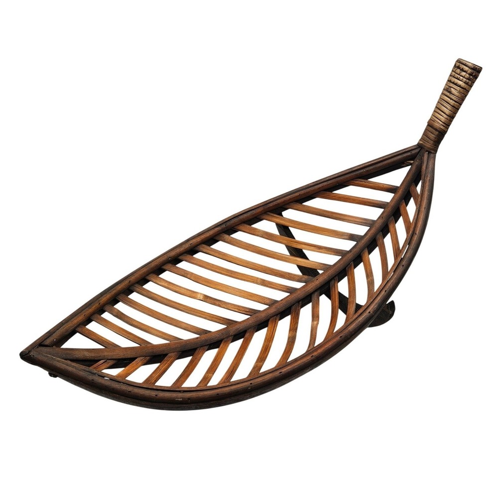 Vintage Bamboo Rattan Leaf Shaped Decorative Basket Slotted Wood Bowl Brown